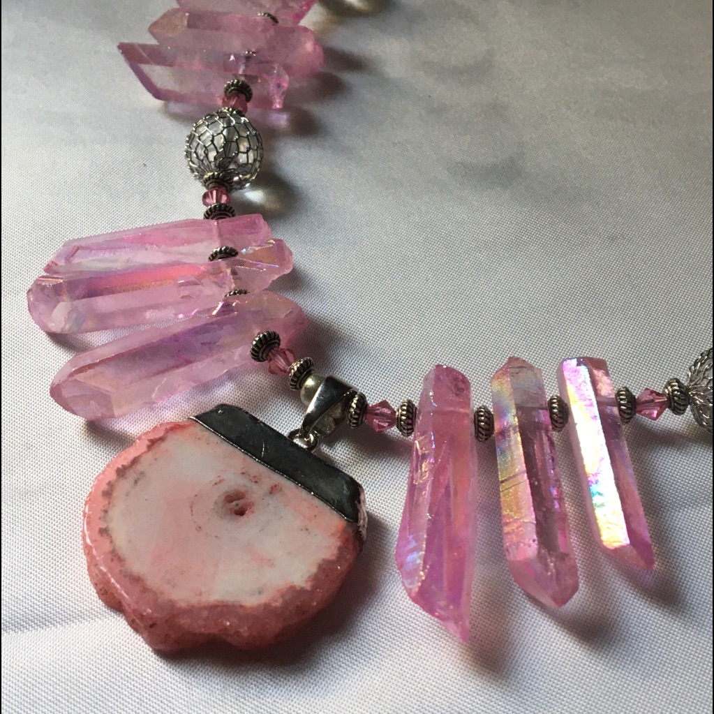 Agate Pendant Necklace W Pink Aura Agate Crystal 20$